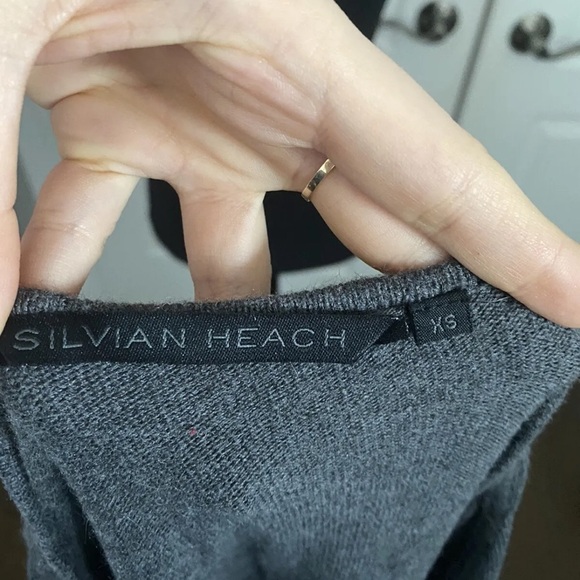 SILVIAN HEACH Gray long sleeve knit soft women’s top Size Small - Picture 6 of 6